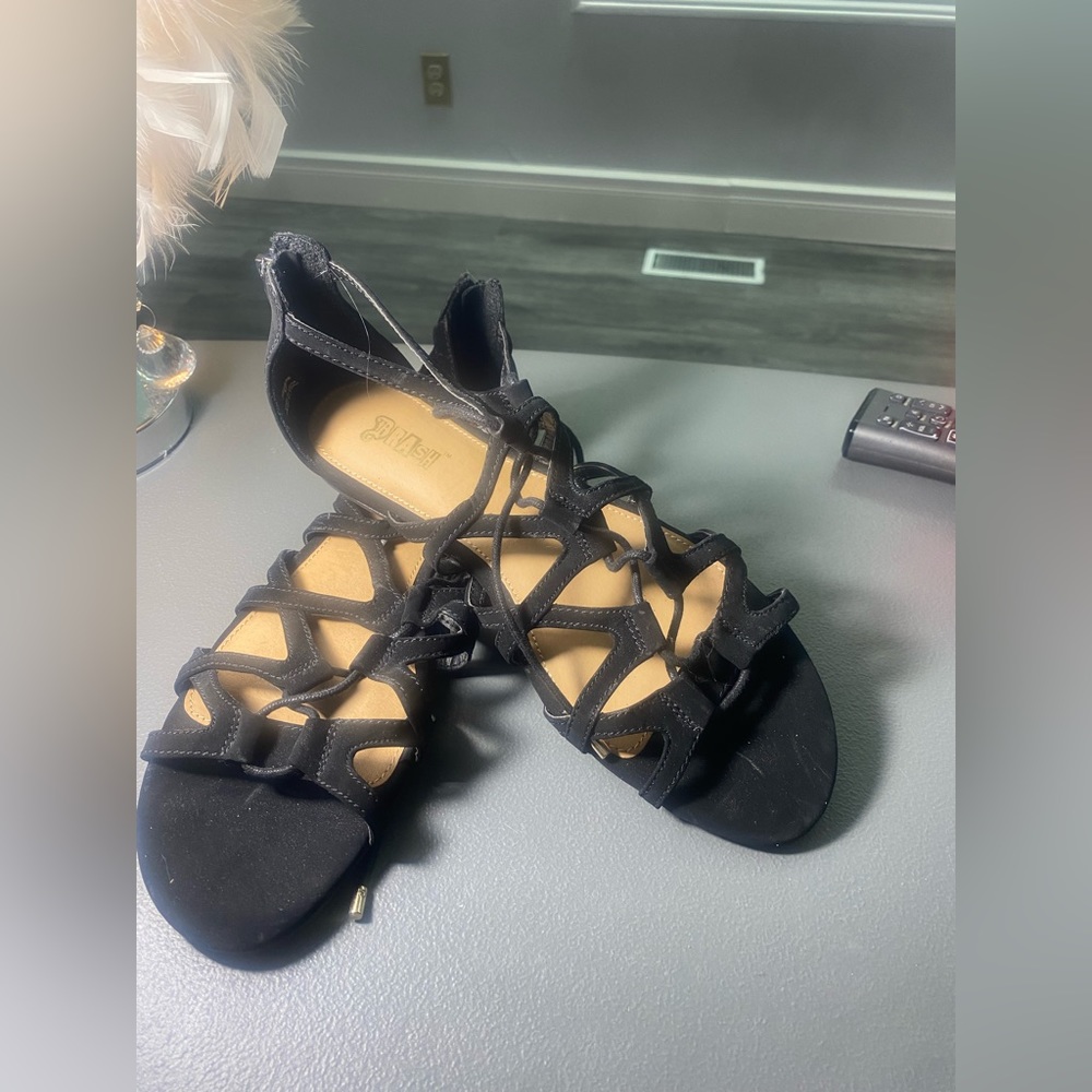Size 10 sandals